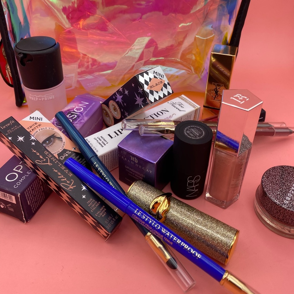 Urban decay, Fenty and more in a bag